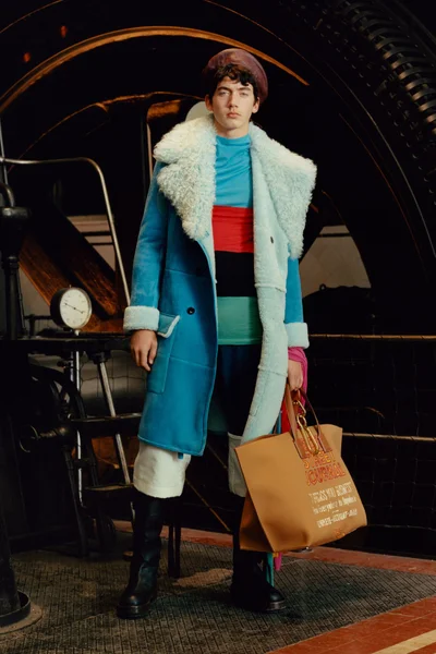 Look 29
